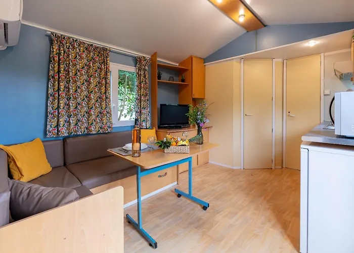 La Doucette, Mobil-home Climatisé Au Cœur Du Vignoble Et à 50m De La Casa vacanze *